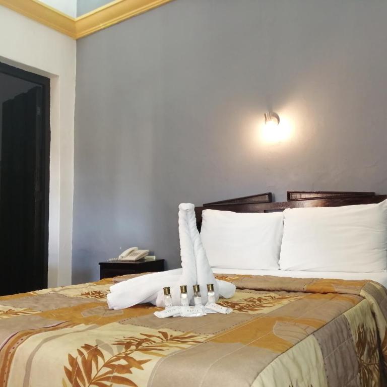 Hotel Montejo - Habitación Estándar - 1 cama grande - 6