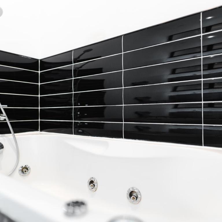 Belle villa avec piscine - Maison de Margaux - Maison 3 Chambres - 17