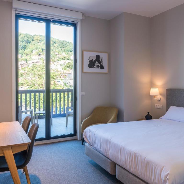 Bidaia Boutique Hotel - Habitación Doble Deluxe con terraza y vistas a la montaña - 11