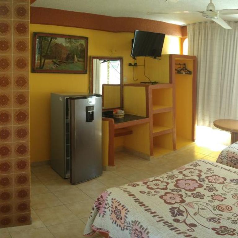 Hotel Olimar - Habitación Doble Estándar con 2 camas dobles - 6