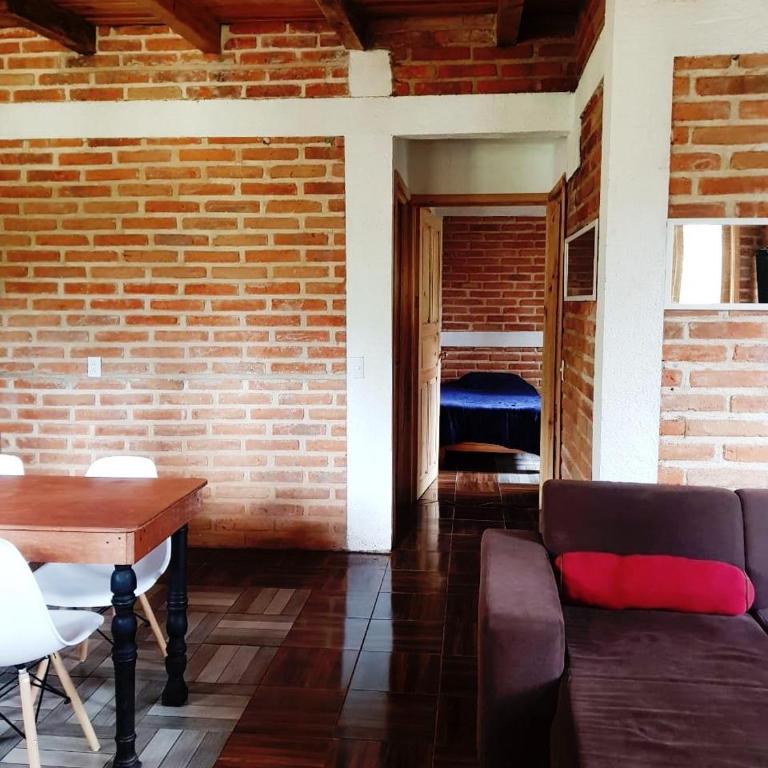 Cabañas las Alazanas - Habitación Doble Estándar con sofá - 8