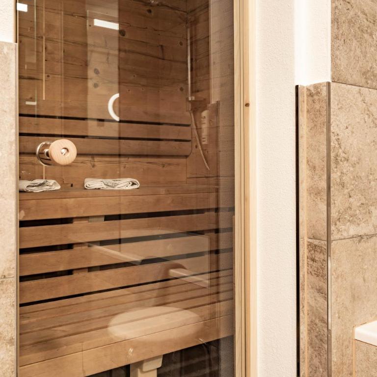 Hotel Berghof Mayrhofen - Maisonette-Suite - 30