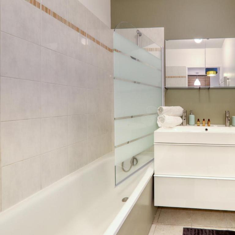 Apartment Virtuose - Disneyland Paris 5min - Train station 250m - Appartement 2 Chambres - 10