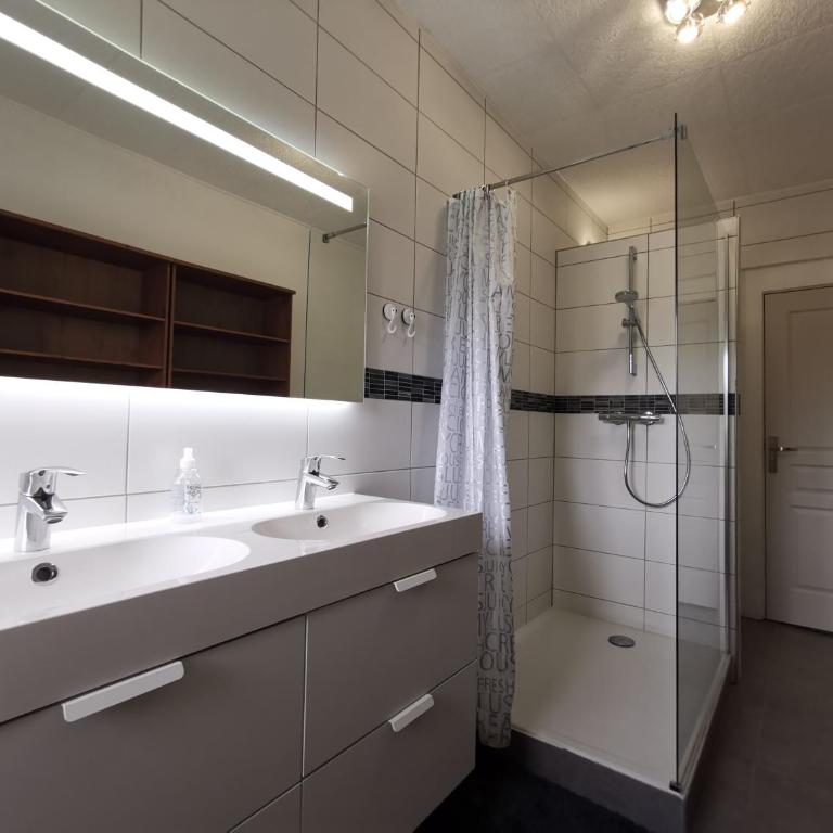 6 personnes, neuf & cosy, centre - gare - Appartement 3 Chambres - 1