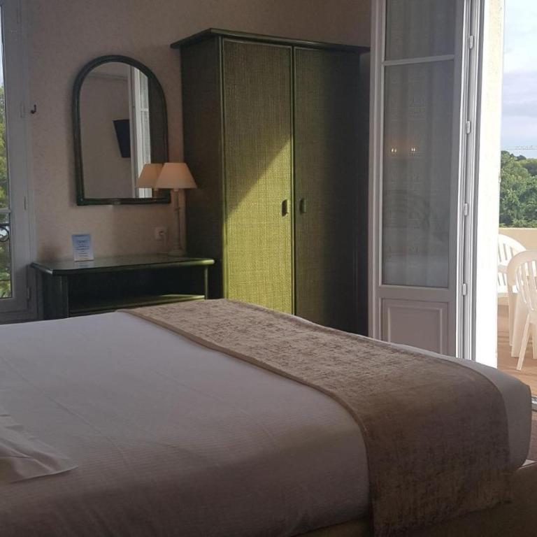 Hôtel de Charme Brise Marine - Chambre Double Deluxe avec Terrasse - Vue sur Mer - 2