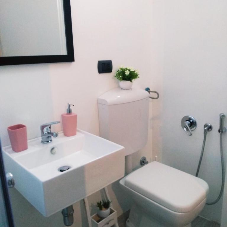 Affittacamere Casa Benso - Camera Matrimoniale/Doppia con Letti Singoli con Bagno - 24