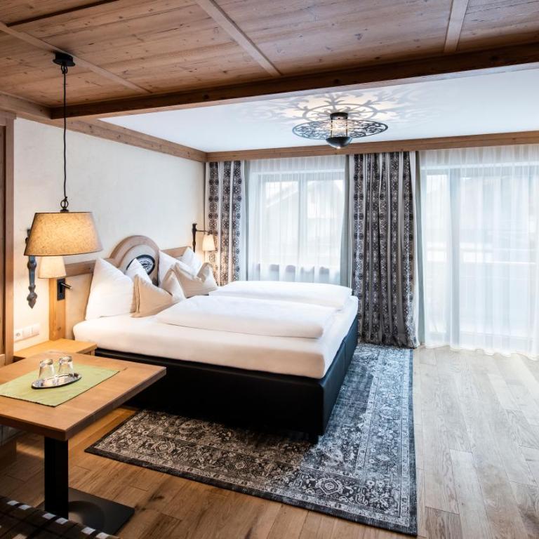 Alpenhotel Kramerwirt - Superior Doppelzimmer mit Balkon - 1