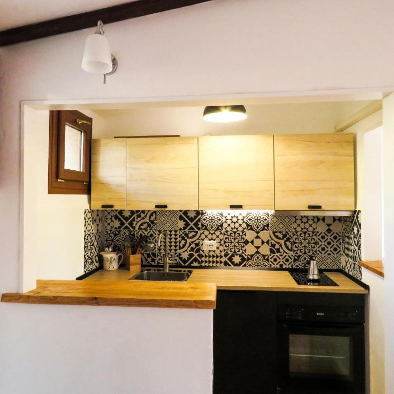 Mattia's penthouse - view over Trastevere roofs - Appartamento con 1 Camera da Letto - 17