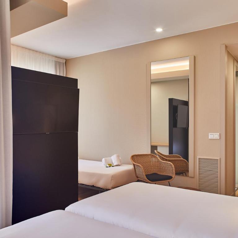 Silken Reino de Aragón - Habitación Doble Confort con cama supletoria - 1 o 2 camas - 6