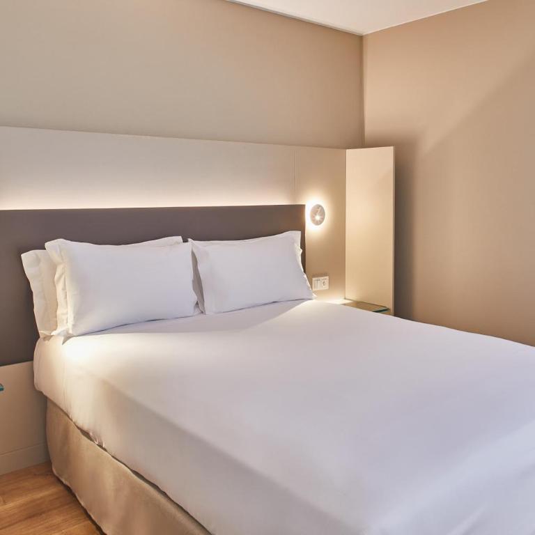 Silken Reino de Aragón - Habitación Doble Confort - 1 o 2 camas - 5