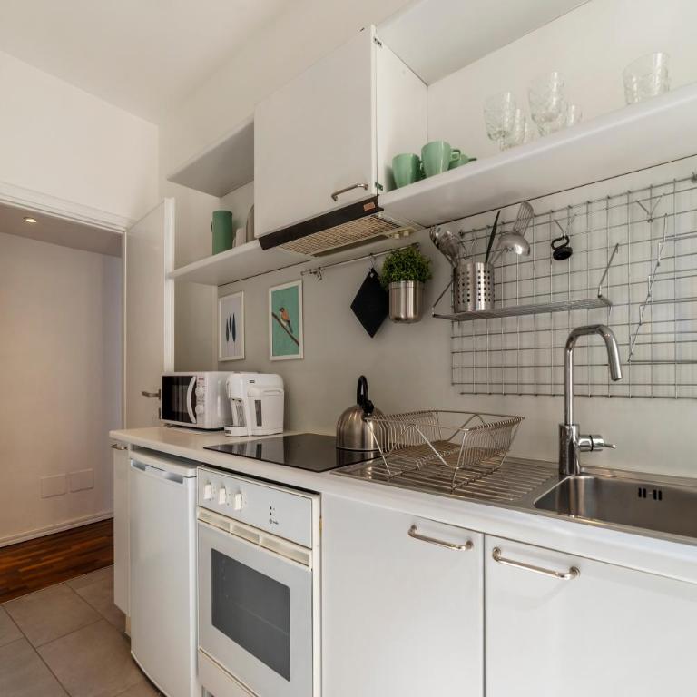 GuestHost - Fontana di Trevi Design Apartment - Two-Bedroom Apartment - 4