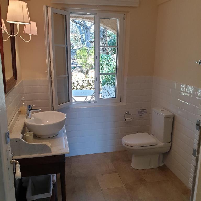 Domaine du Bois d'Amont - Chambre Double ou Lits Jumeaux Deluxe – Vue sur Jardin - 15