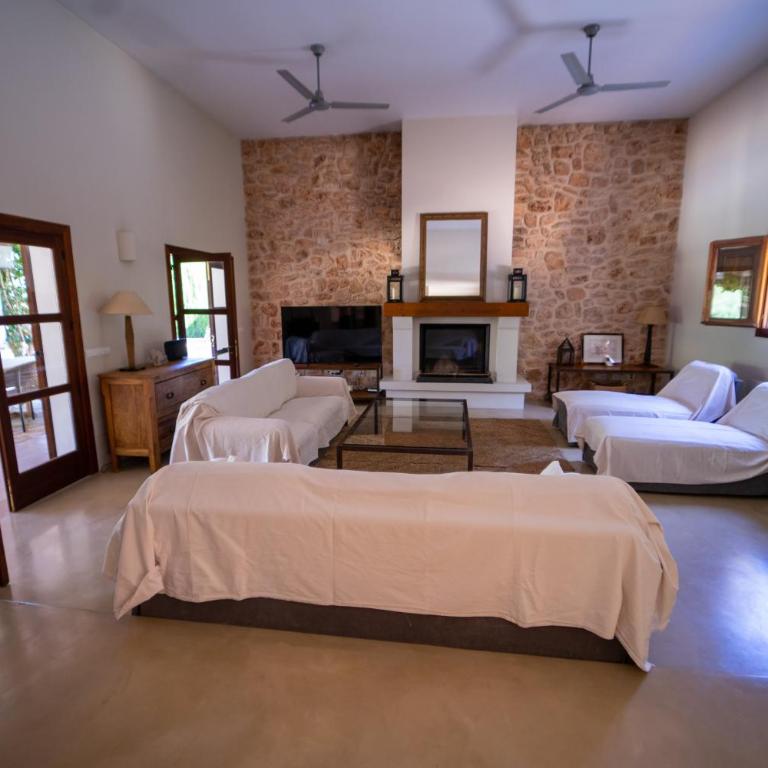 Villa Tegui is a luxury villa close to San Rafael and 10 min drive to Ibiza Town and San Antonio - Villa de 4 dormitorios - 17