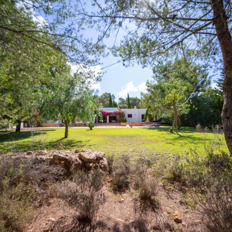 Villa Tegui is a luxury villa close to San Rafael and 10 min drive to Ibiza Town and San Antonio - Villa de 4 dormitorios - 9