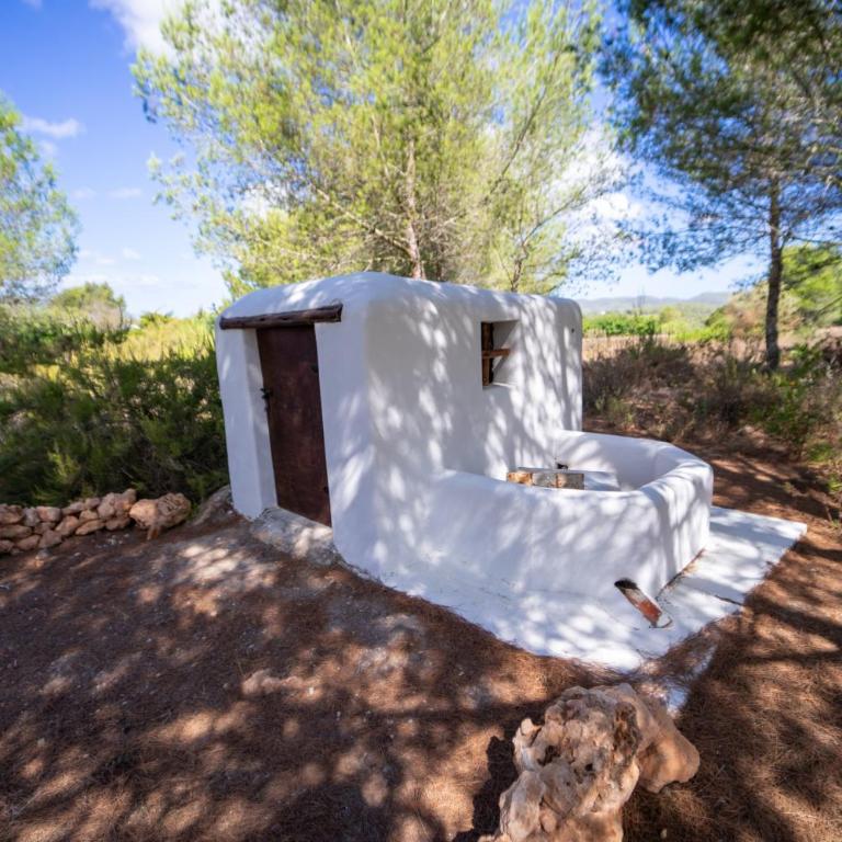 Villa Tegui is a luxury villa close to San Rafael and 10 min drive to Ibiza Town and San Antonio - Villa de 4 dormitorios - 8