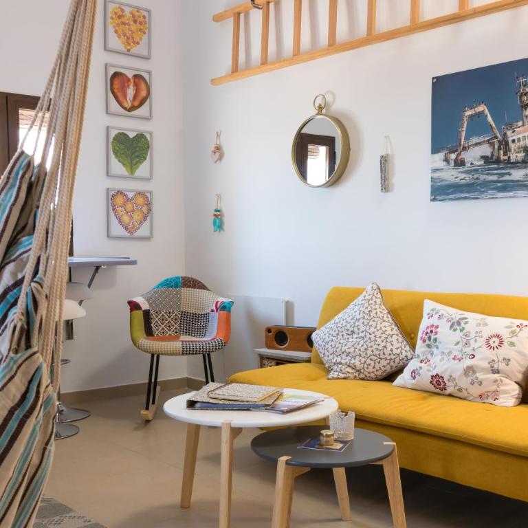 La Vila Feliz, gemütliche private Duplex-Ferienwohnung im typischen Fischerhaus mit fantastischem Meerblick - Apartment - Split Level - 19
