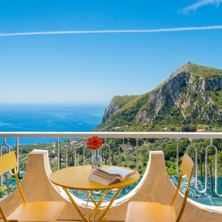 Villa Capo D'Arco - Three-Bedroom Villa - 3