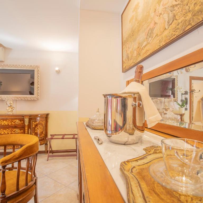 Corte Realdi Castelvecchio Verona - One-Bedroom Suite with Castle View - 11