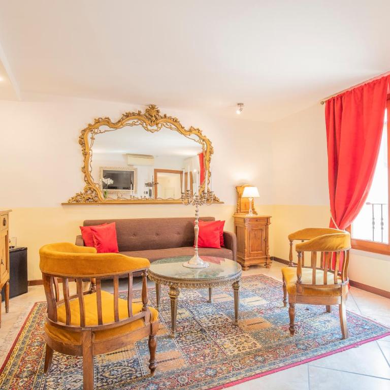 Corte Realdi Castelvecchio Verona - One-Bedroom Suite with Castle View - 20