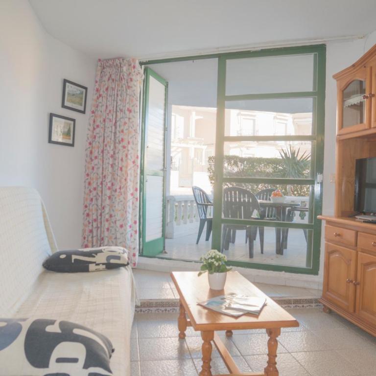Apartamentos Marineu Playa Romana - Apartamento con vistas al jardín - 10