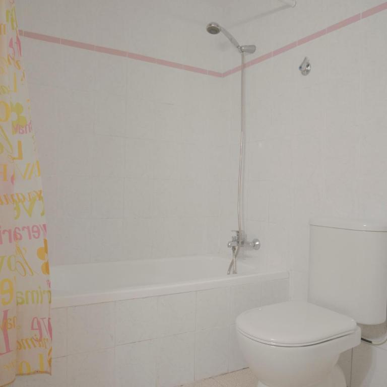 Apartamentos Marineu Playa Romana - Apartamento con vistas al jardín - 9