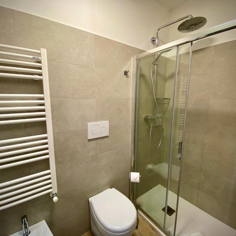 Five Flowers Guest House - Camera Matrimoniale con Vista Mare - 8