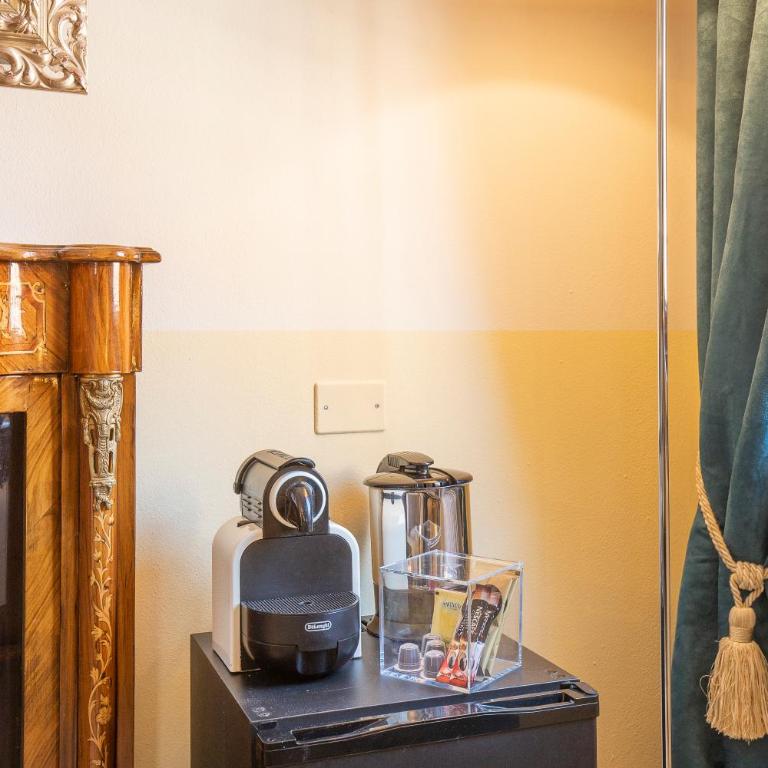 Corte Realdi Castelvecchio Verona - Deluxe King Room with Castle View - 14