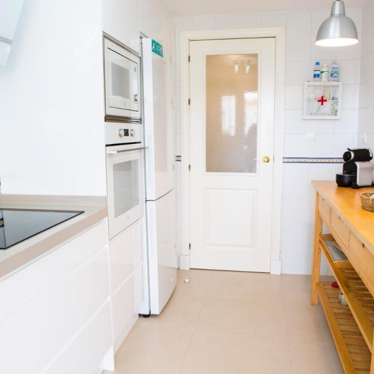 Puerto Deportivo Estepona - Apartamento con vistas al mar - 15