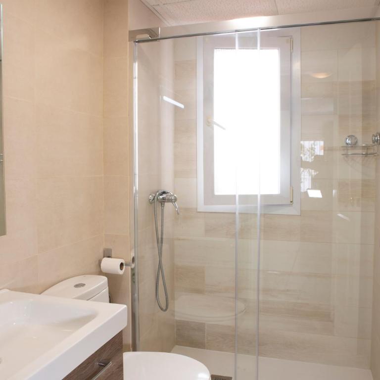 Puerto Deportivo Estepona - Apartamento con vistas al mar - 28