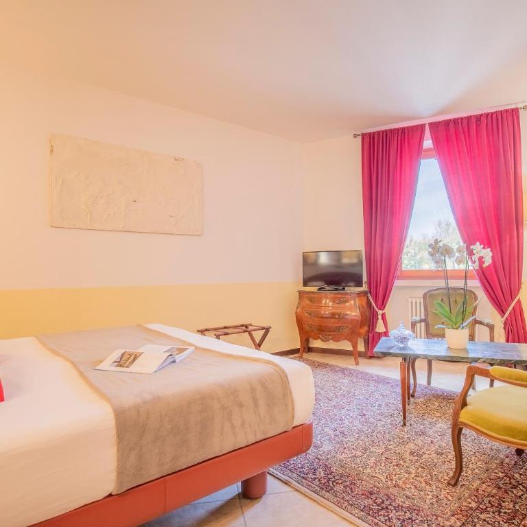 Corte Realdi Castelvecchio Verona - Deluxe King Room with Castle View - 8