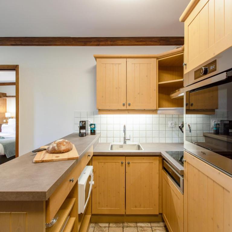 Résidence Pierre & Vacances Premium Arc 1950 Le Village - Appartement 2 Chambres - Accès à la Piscine Extérieure (6 Personnes) - 1