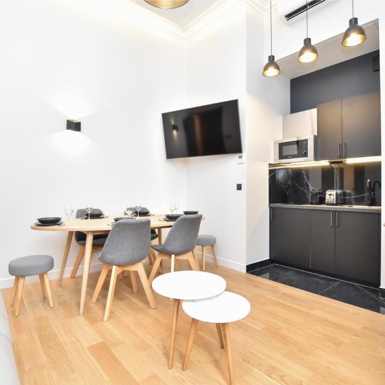 Cosy apartment - 2BR-7P - Arc de Triomphe - Appartement 2 Chambres - 3