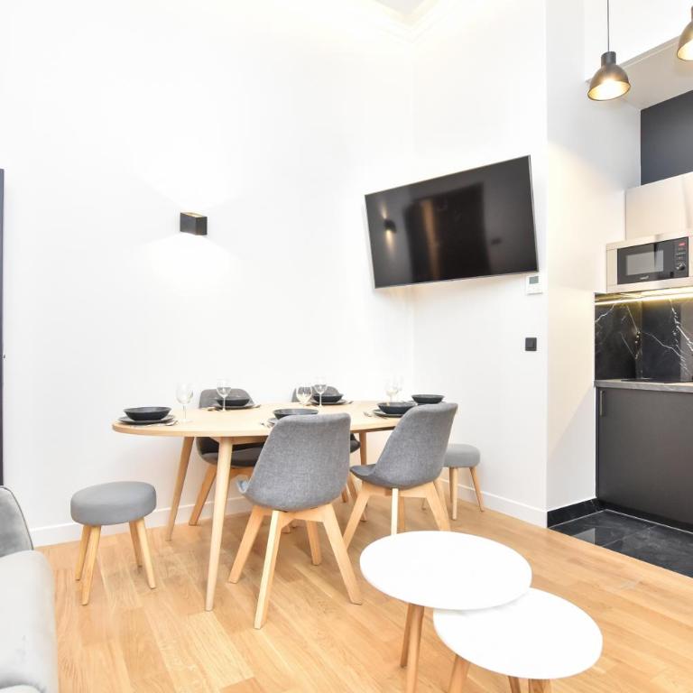 Cosy apartment - 2BR-7P - Arc de Triomphe - Appartement 2 Chambres - 8