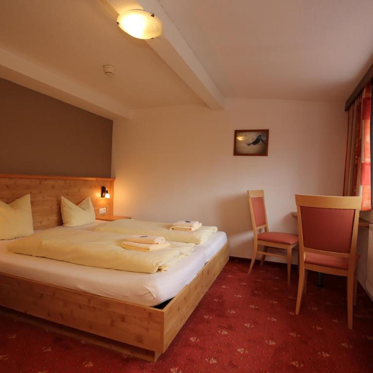 T3 Alpenhotel Garfrescha - Doppelzimmer - 5