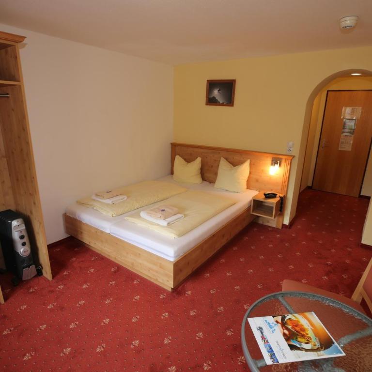 T3 Alpenhotel Garfrescha - Einzelzimmer - 4