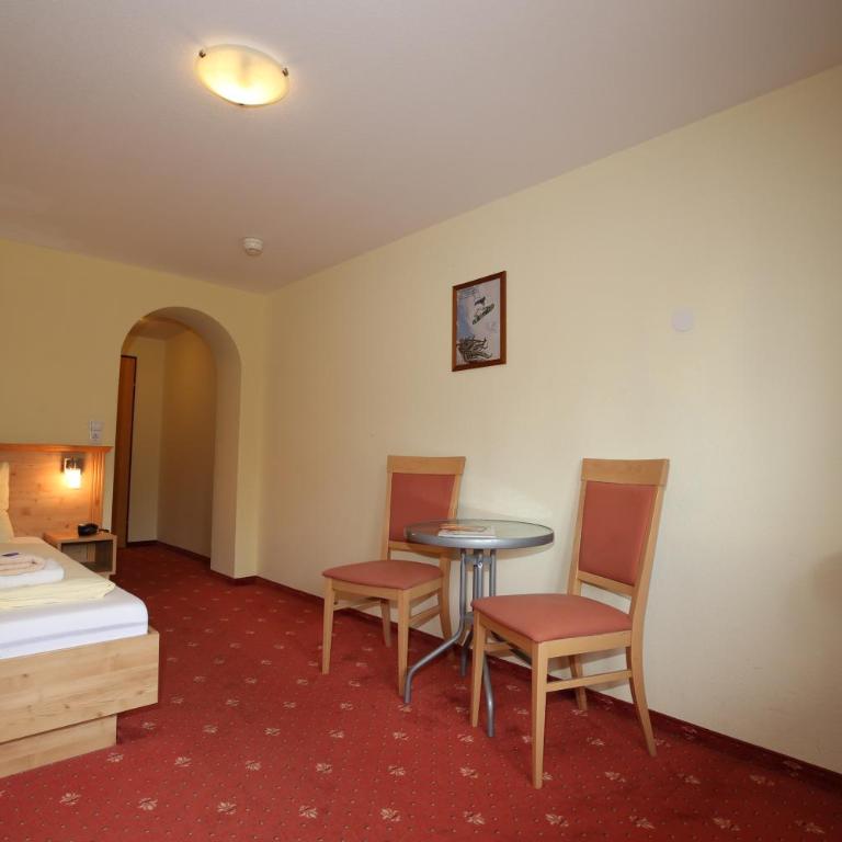 T3 Alpenhotel Garfrescha - Einzelzimmer - 2