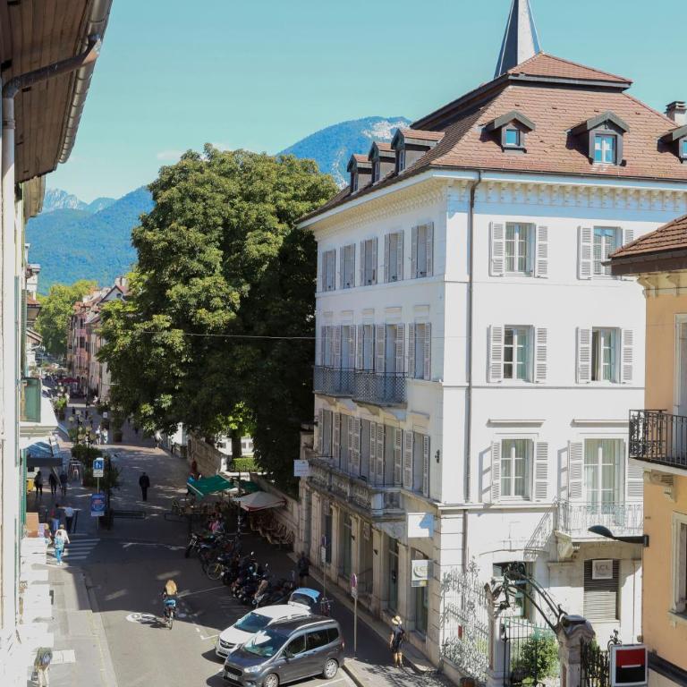 ROYALEMENT BIEN ! Hyper-centre - Wifi - Vieille Ville - Apartamento de 1 dormitorio - 32