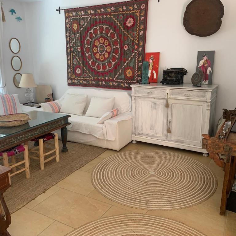 CASA 4 HABITACIONES CON JARDIN 10 Pax - Casa - 16