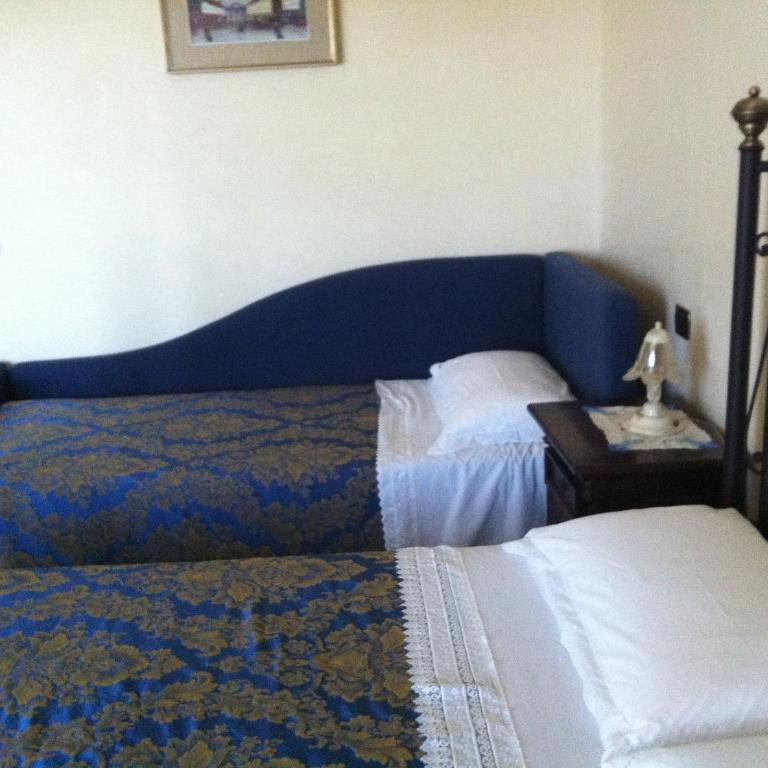 Hotel Sovrano - Dreibettzimmer - 2