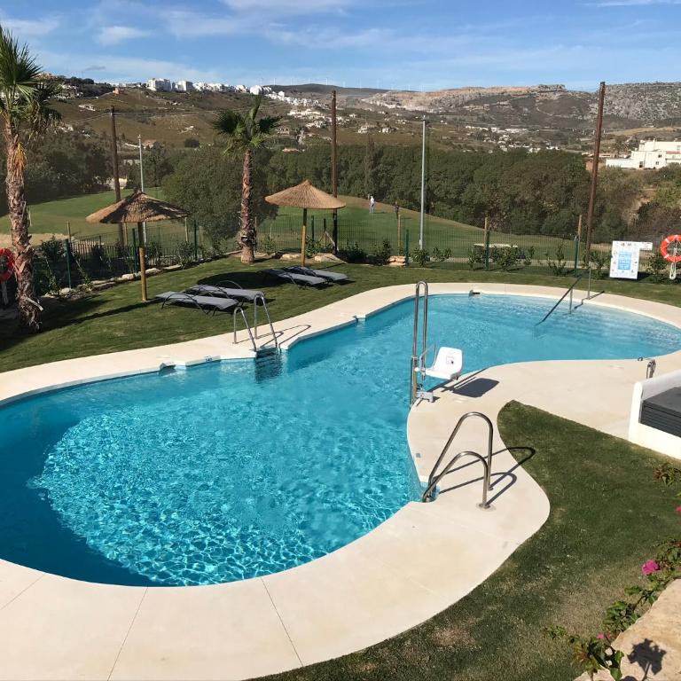 Lotus Marco - Two-Bedroom Apartment - 11