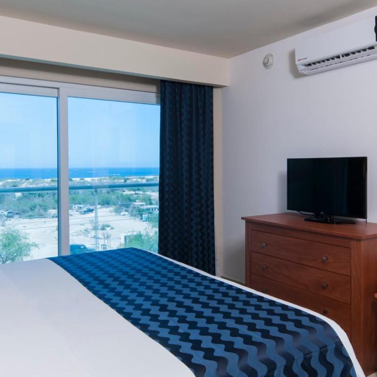 Holiday Inn Express Cabo San Lucas by IHG - Suite con cama extragrande - 4