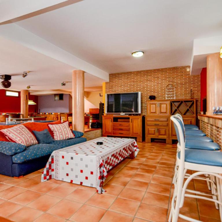 Nice Home In Estepona - Casa de Vacaciones de 6 dormitorios - 5