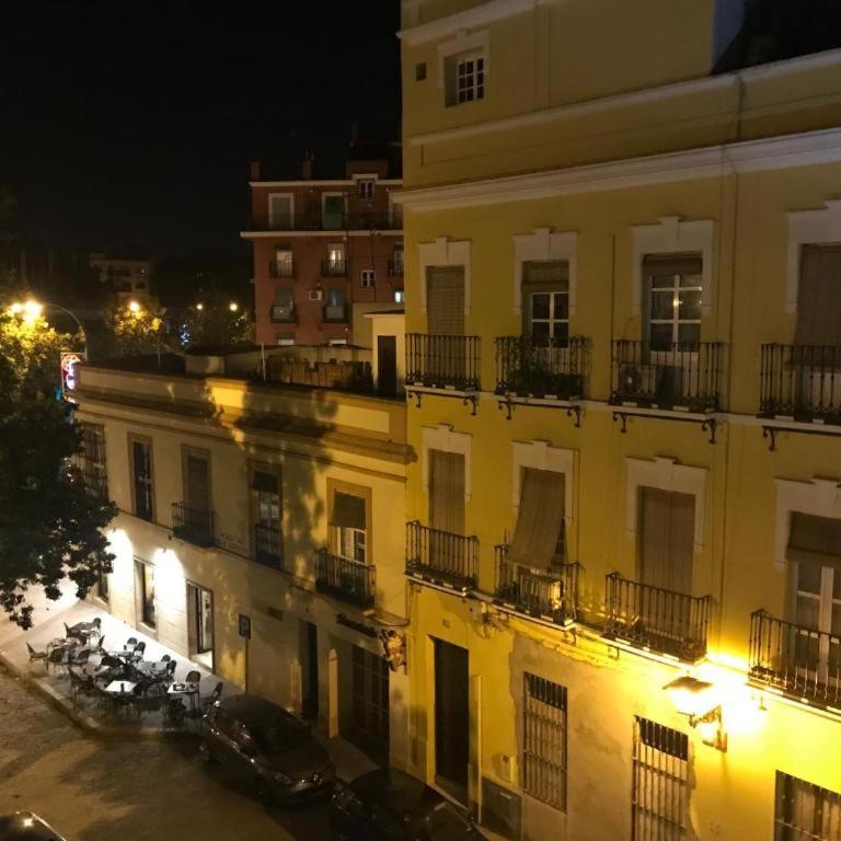 Hostal Puerta Carmona - Habitación Doble con balcón - 13
