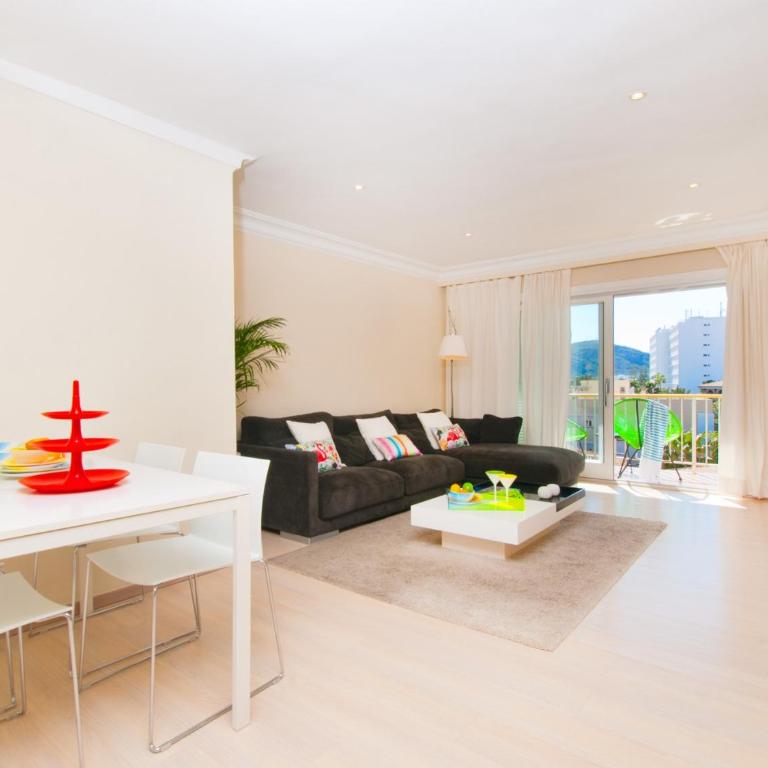 Apartment Corales de Mar in Alcudia with Sea View, by BeBreeze - Apartamento de 3 dormitorios - 1