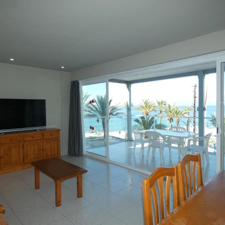 Rentalmar Family Acantilados - Apartamento de 3 dormitorios con vistas al mar (8 adultos) - 2