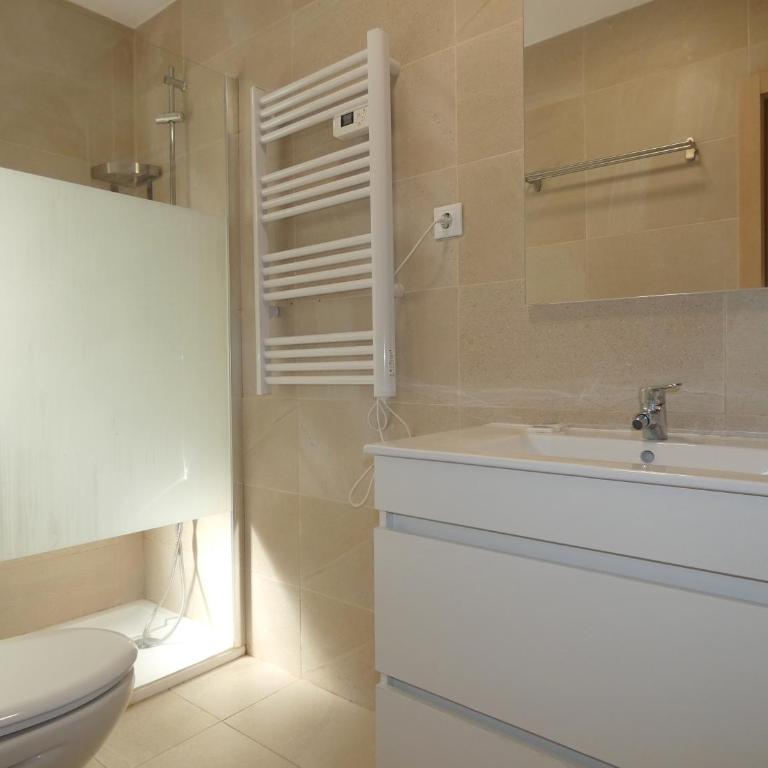 Rentalmar Family Acantilados - Apartamento de 3 dormitorios con vistas al mar (8 adultos) - 10
