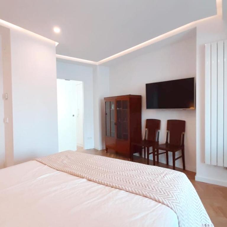 Valencia Town Hall Dream - Two-Bedroom Apartment - 11