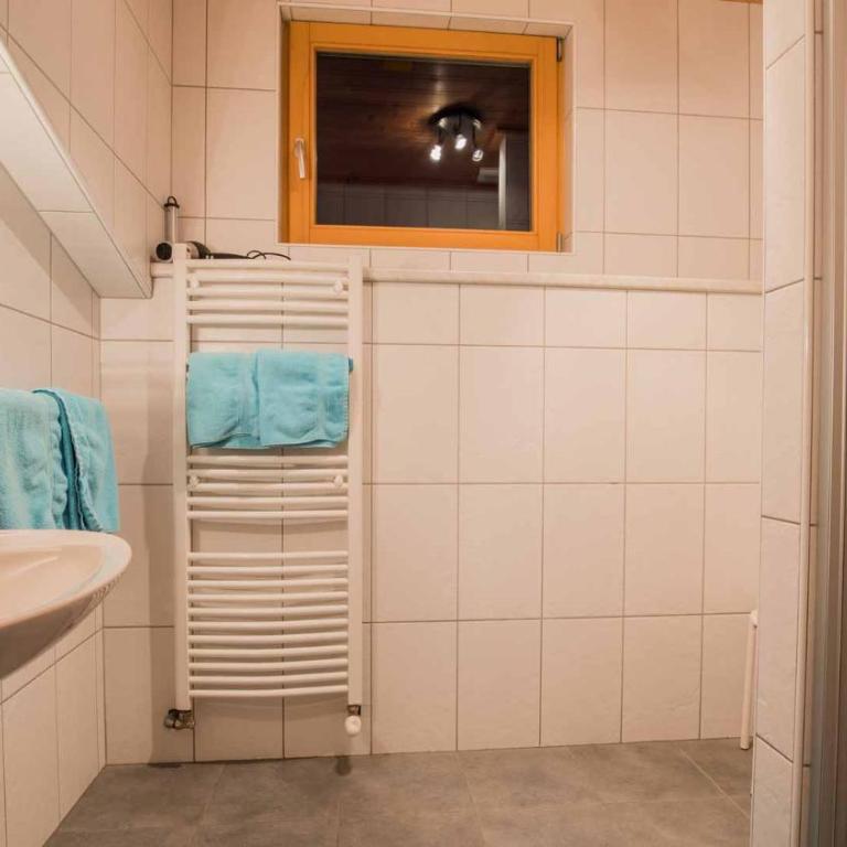 Gästehaus Elfi - Apartment mit 1 Schlafzimmer und Balkon - 4