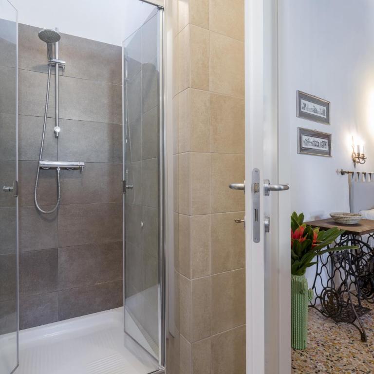 Gaetanotrezza14 by Reasy&Busy - Appartamento - 14