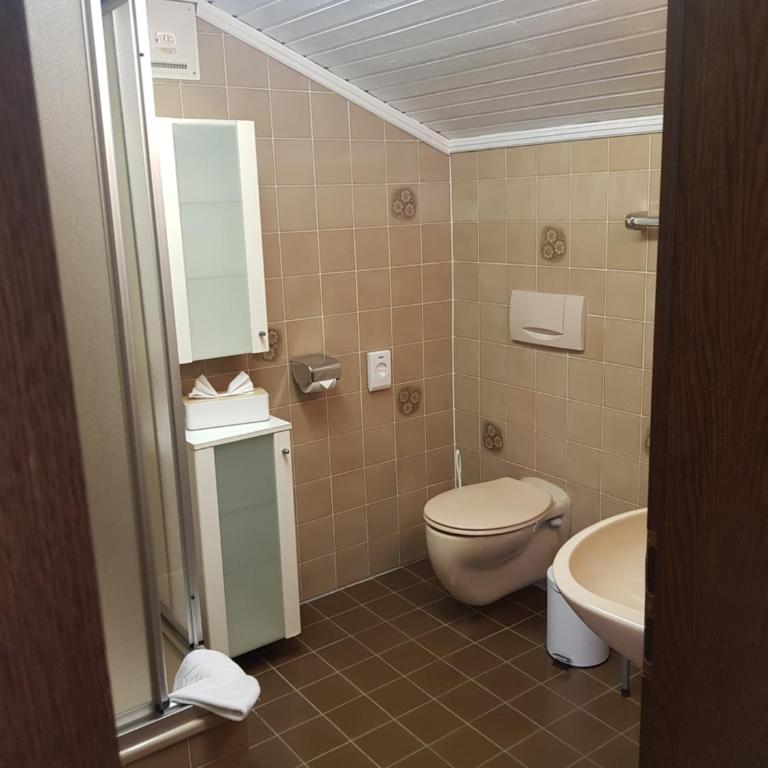 Hiasl Stubn - Dreibettzimmer - 2